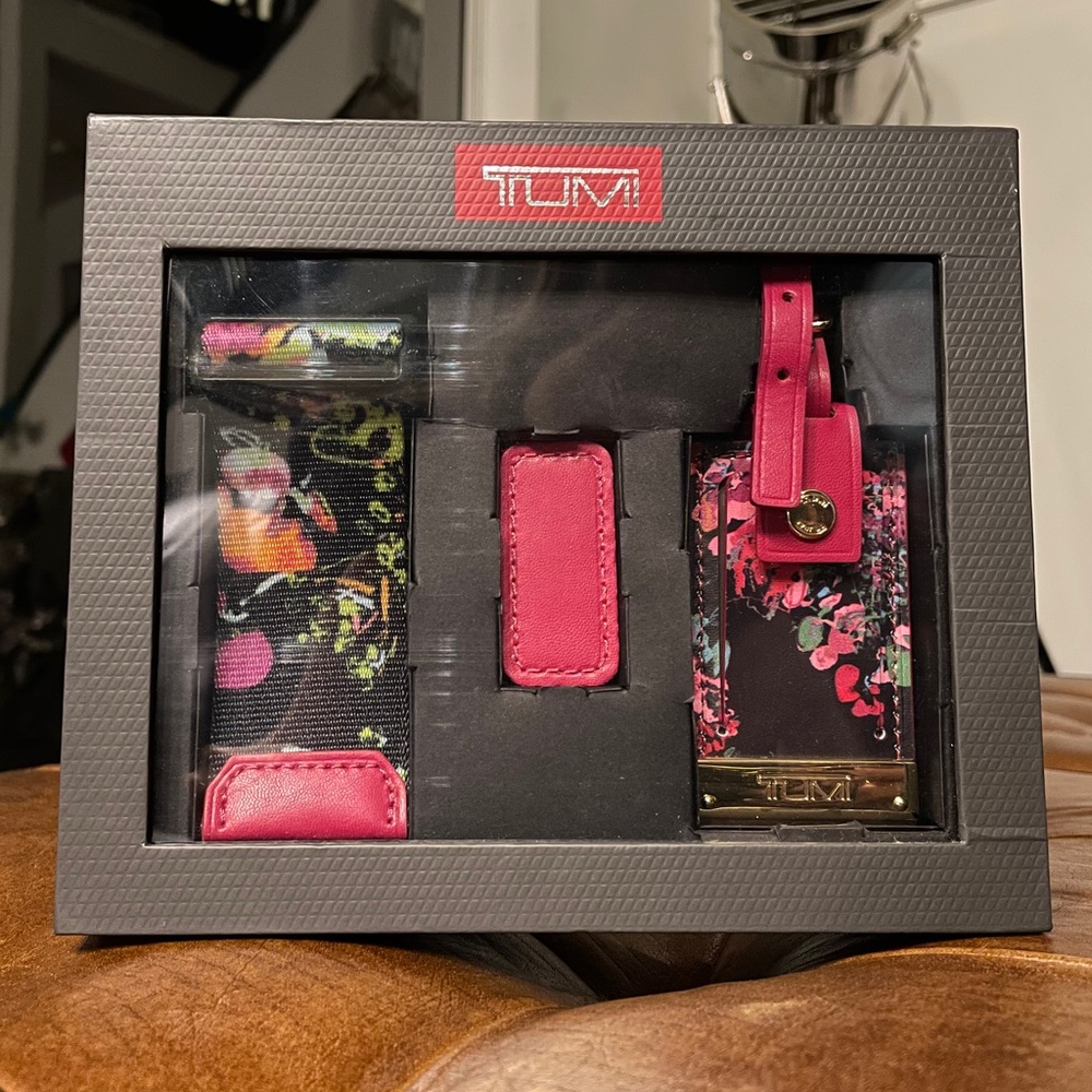 TUMI Personalization Kit/Luggage Tag/Special edt